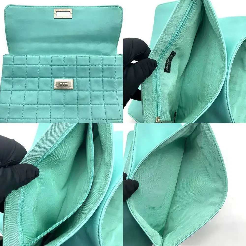 CHANEL Leather Bag